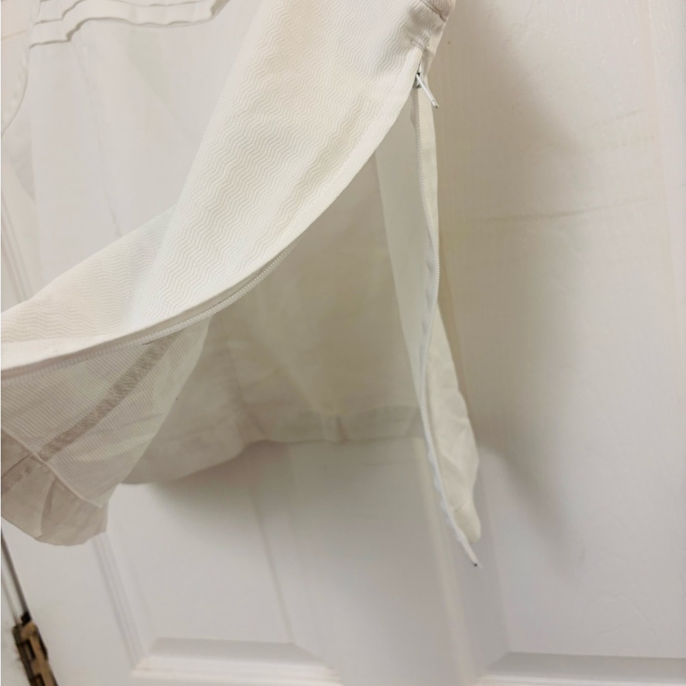 Levi's White Crop Pleated Top - Picture 6 of 9